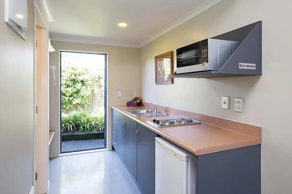 Beach House Motel Papamoa